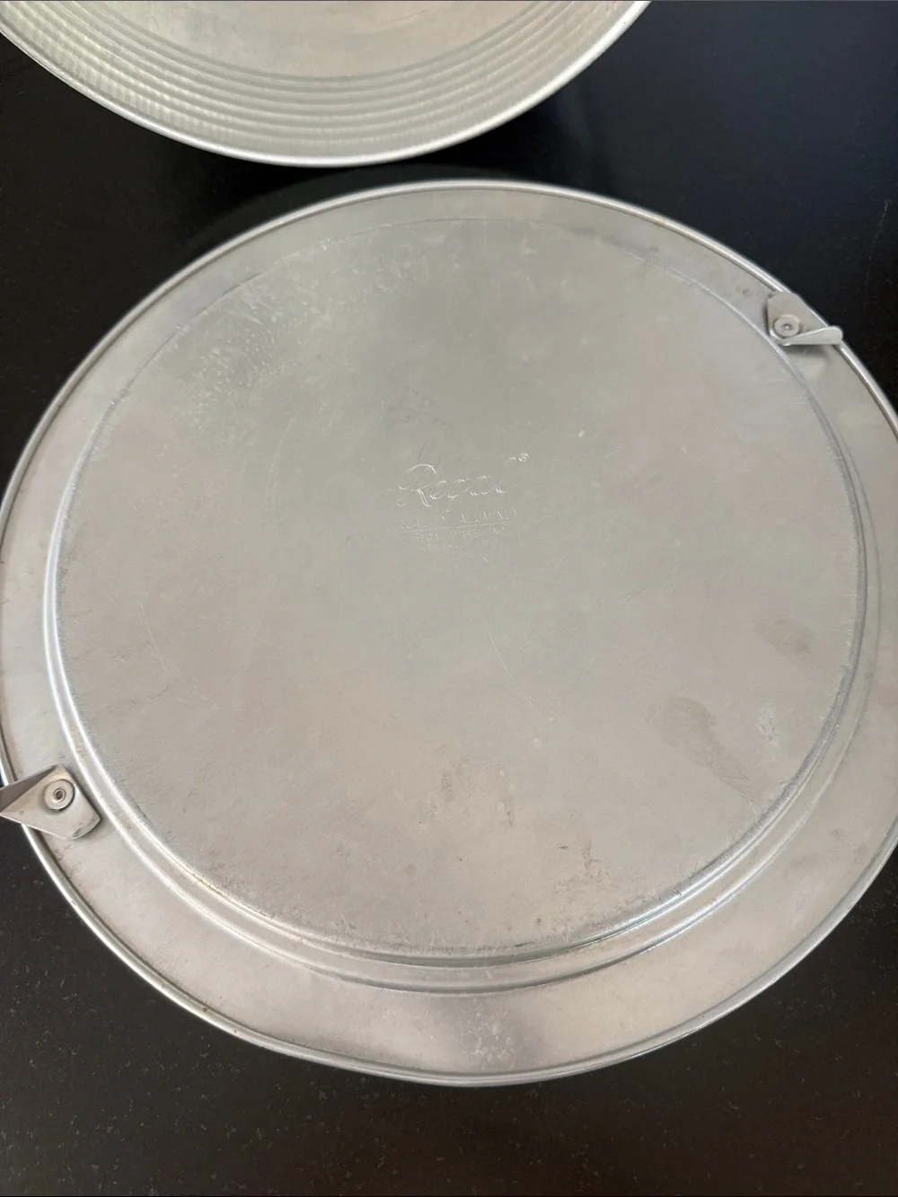 Vintage Regal Ware Aluminum Cake Carrier